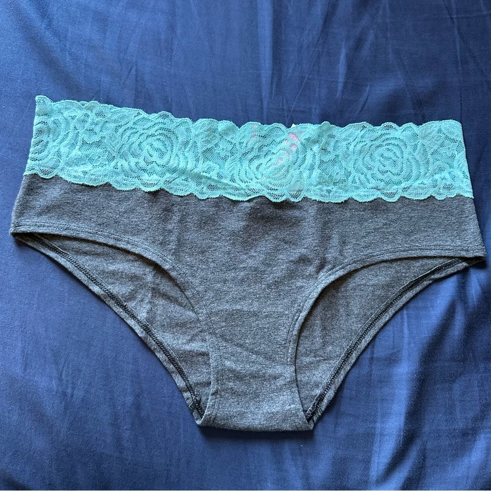 Victoria’s Secret Hipster Underwear